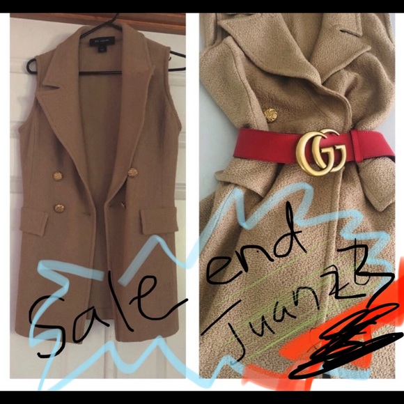 St. John Collection Jackets & Blazers - St.John sleeveless knit jacket